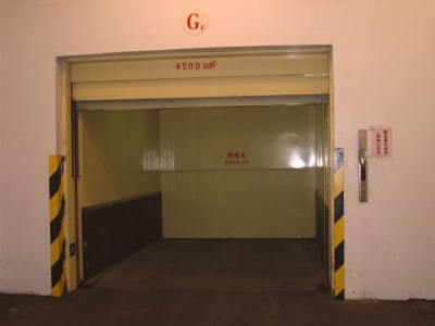 货梯1